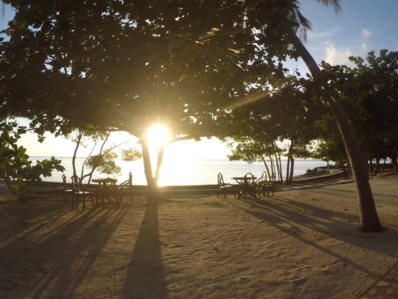 Dolphin Bay Beach Resort Ko Pha Ngan Exterior foto